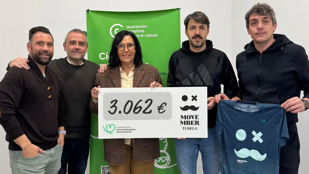 Movember Tudela entrega 3000&euro; AECC en la Ribera. CEDIDA