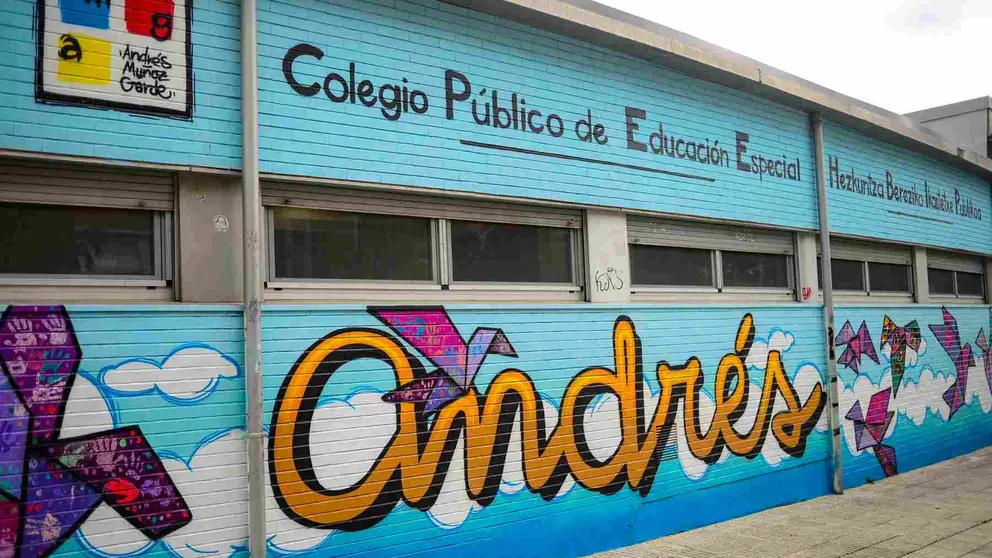 Fachada del Centro de Educaci&oacute;n Especial Andr&eacute;s Mu&ntilde;oz Garde de Pamplona.