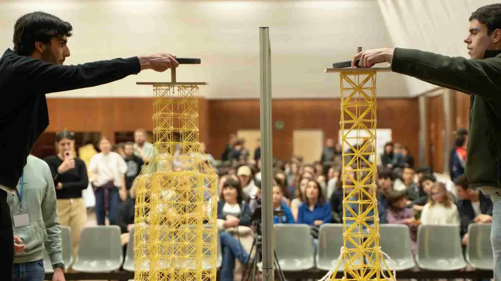 IV Concurso Nacional de Estructuras con espaguetis en la Escuela T&eacute;cnica Superior de Arquitectura de la Universidad de Navarra.