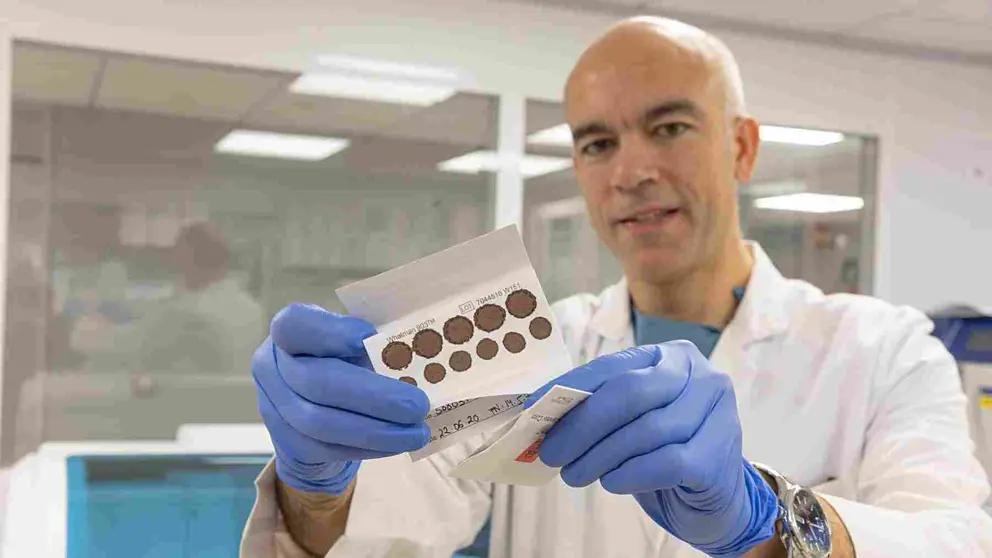 Gabriel Reina con muestras de sangre seca. CUN