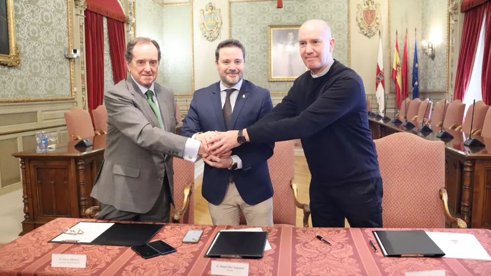 Firma del convenio entre Iberdrola, Cabildo Catedralicio y Ayuntamiento. AYUNTAMIENTO DE TUDELA