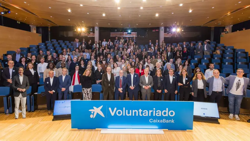 Imagen de la presentaci&oacute;n del voluntariado de CaixaBank en Navarra. CEDIDA