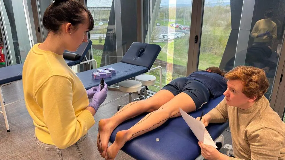 Una alumna del grado en Podolog&iacute;a. EUNEIZ