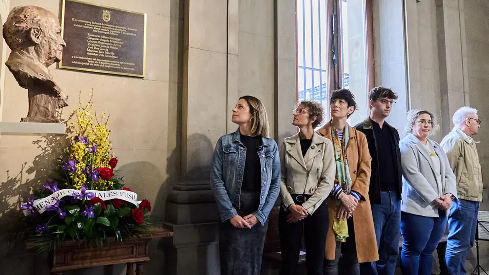 Homenaje a los concejales y trabajadores del Ayuntamiento de Pamplona fusilados tras el golpe de Estado de 1936. NAVARRA.COM