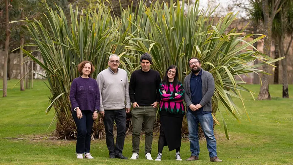 De izq. a dcha.: Mar&iacute;a Teresa Benito, Alfredo Asi&aacute;in, I&ntilde;aki Navarro, Isabel Merino y Carlos Ciriza. UNIVERSIDAD P&Uacute;BLICA DE NAVARRA