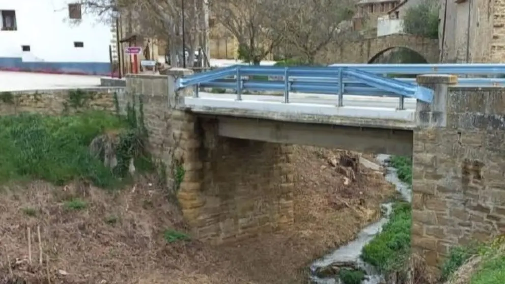 Puente de Olleta junto al cual se ubicar&aacute; la nueva pasarela peatonal y ciclable. GOBIERNO DE NAVARRA