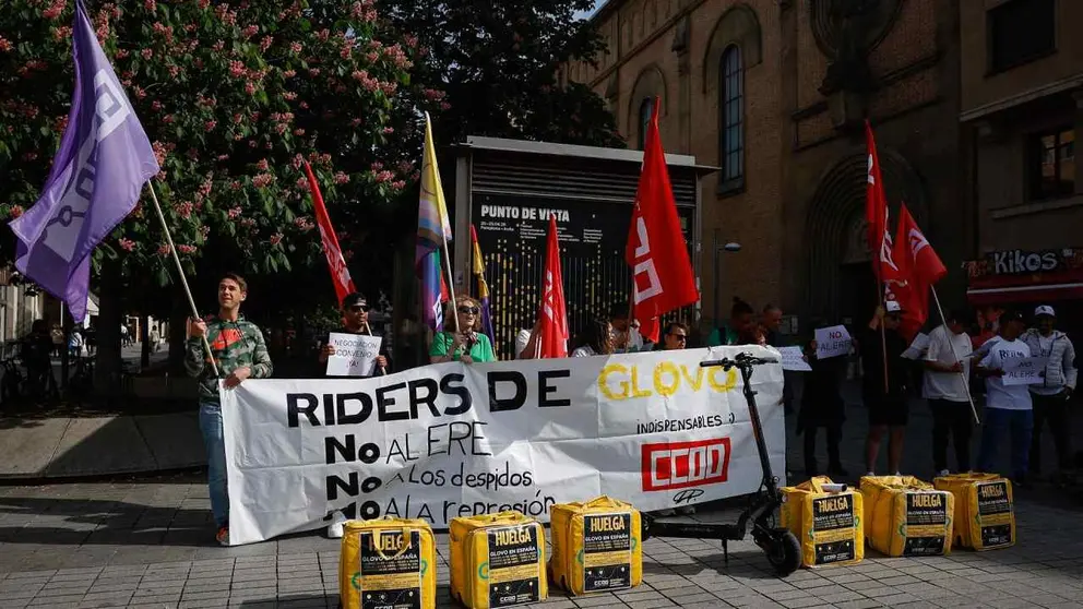 Trabajadores de Glovo denuncian "precariedad laboral, despidos y persecuci&oacute;n sindical" . EFE/ Villar L&oacute;pez
