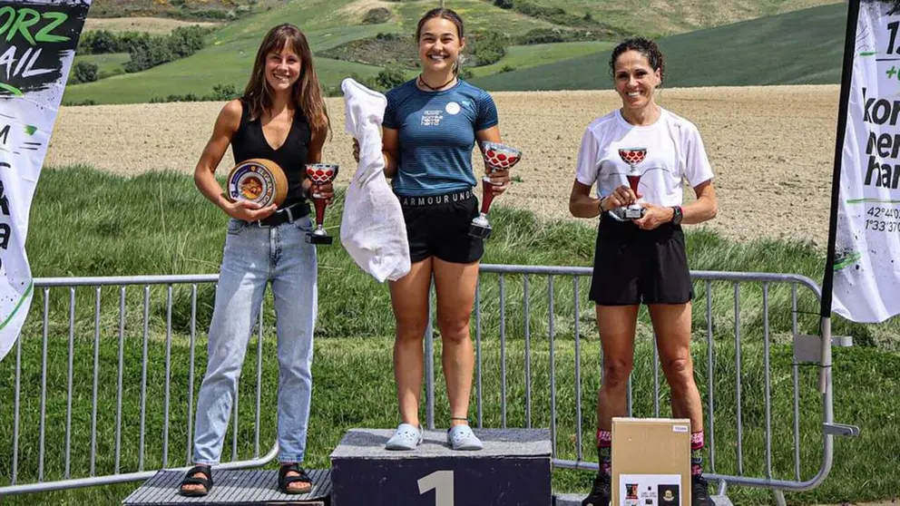 Participantes y ganadores de la carrera Elorz Trail 2026.