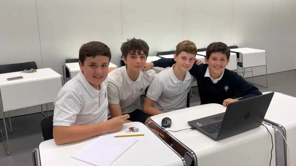 Alumnos del colegio San Cernin que participar&aacute;n en la fase nacional de la Olimpiada Entreredes. CEDIDA