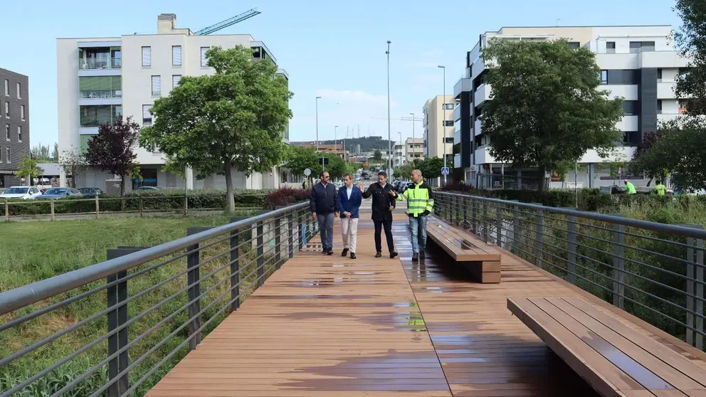 La reformada pasarela sobre el r&iacute;o Queiles. AYUNTAMIENTO DE TUDELA