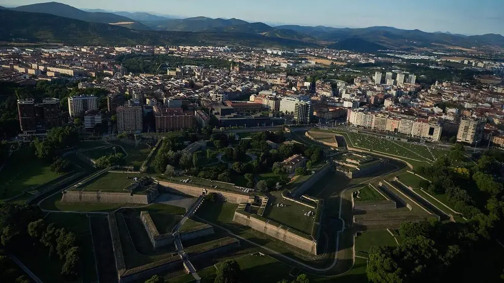 Vista a&eacute;rea de Pamplona. ARCHIVO