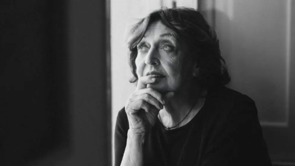 Retrato de la escritora Cristina Fern&aacute;ndez Cubas. FUNDACI&Oacute;N "LA CAIXA"