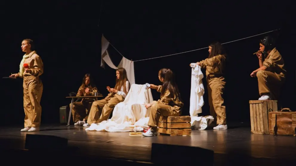 Imagen de funci&oacute;n teatral de los alumnos de Tudela. CEDIDA