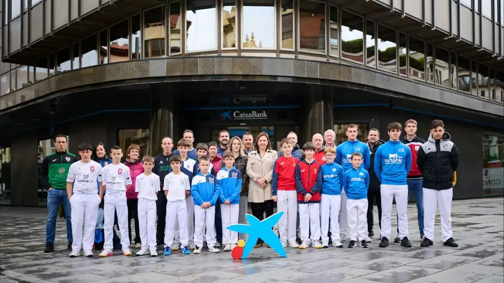 Presentaci&oacute;n en la sede de CaixaBank del Campeonato de Interpueblos. CEDIDA