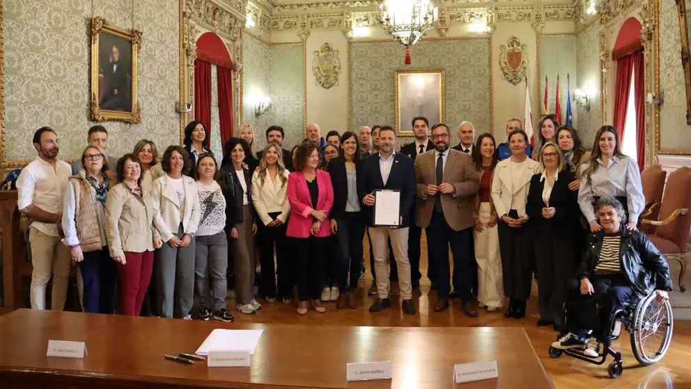 Firma del II Protocolo para la Violencia contra las mujeres en Tudela. AYUNTAMIENTO DE TUDELA