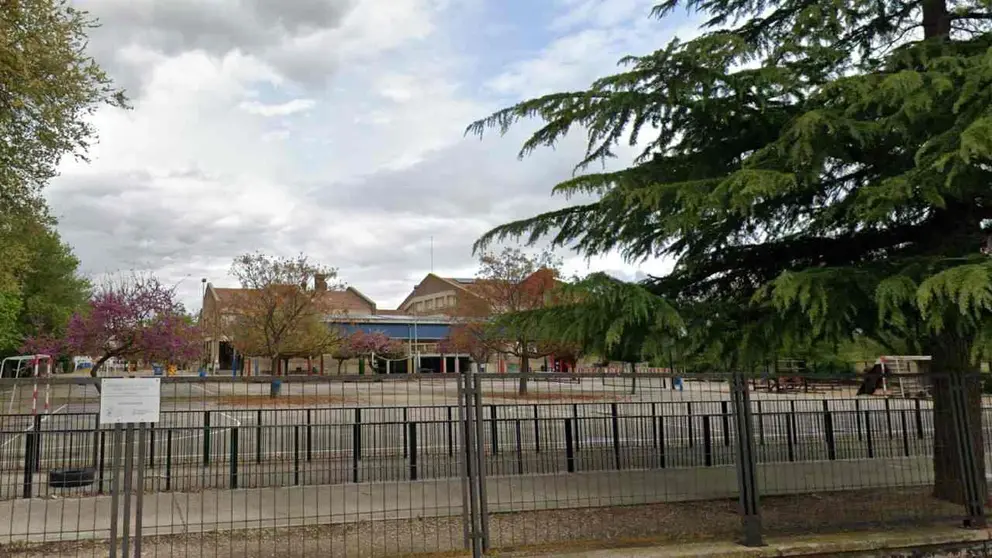 Colegio &Aacute;lvara &Aacute;lvarez de Falces. GOOGLEMAPS