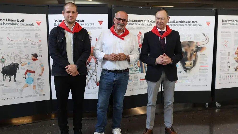 Carlos Andr&eacute;s Uranga (Ayuntamiento de Pamplona), Ignacio L&oacute;pez-Go&ntilde;i (Museo de Ciencias Universidad de Navarra) y Jos&eacute; &Aacute;ngel Andr&eacute;s (Fundaci&oacute;n Caja Navarra), durante la presentaci&oacute;n del proyecto. MANUEL CASTELLS / UNIVERSIDAD DE NAVARRA