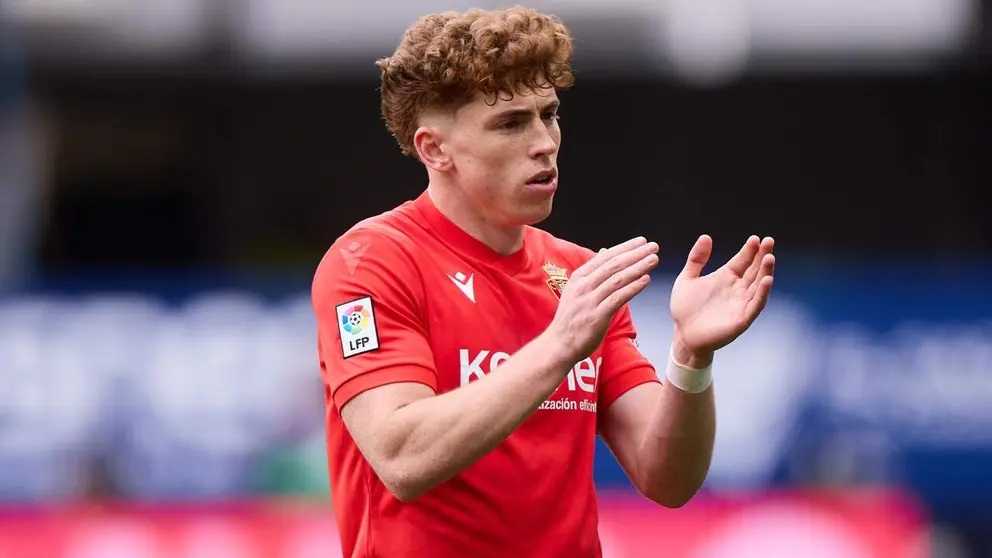 V&iacute;ctor Mu&ntilde;oz, jugador de Osasuna en la temporada 2025-2026.