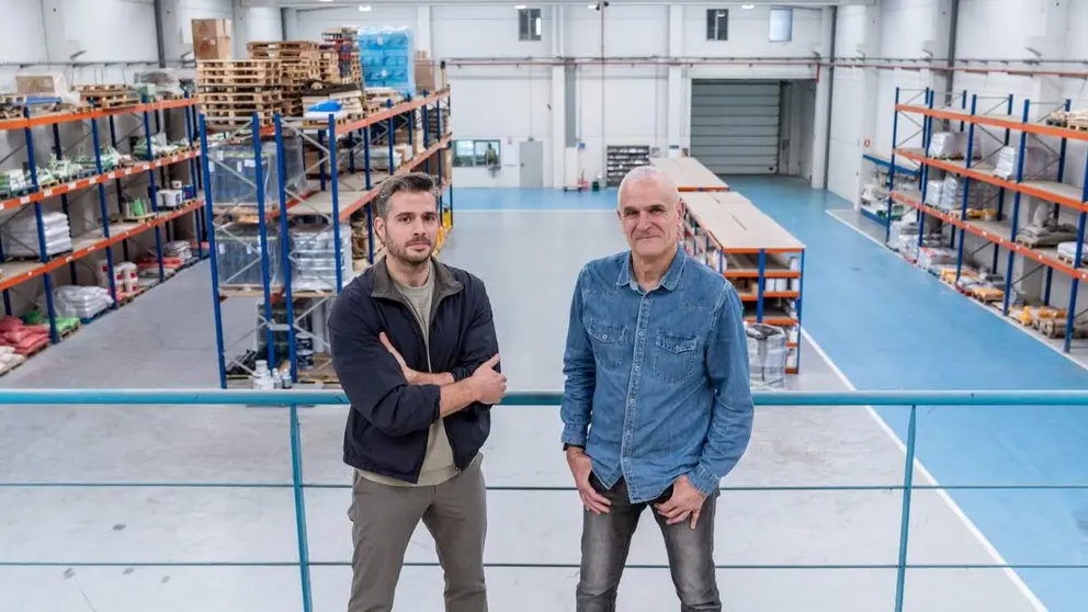 I&ntilde;aki Ta&iacute;nta y Josu Subi&eacute;s en la sede de Doepa. CEDIDA
