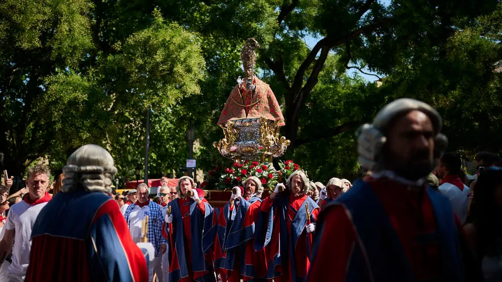 San Ferm&iacute;n recorre las calles de Pamplona en honor a sus fiestas durante 2026. PABLO LASAOSA