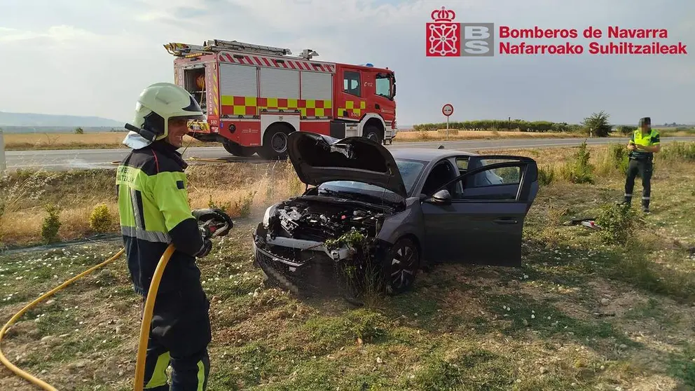Imagen del accidente ocurrido en Olite. BOMBEROS DE NAVARRA