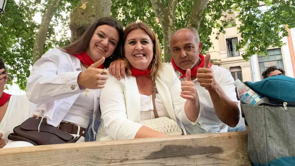 La familia de Almendralejo en el encierro de Jos&eacute; Escolar en San Ferm&iacute;n. Navarra.com