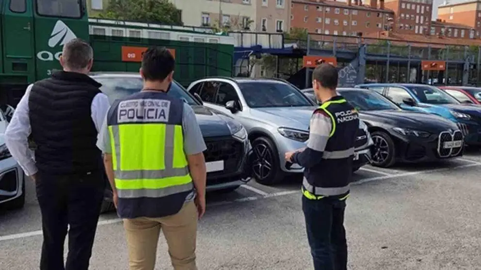 Polic&iacute;a Nacional desarticula una red de coches de lujo con seis detenidos en Navarra.