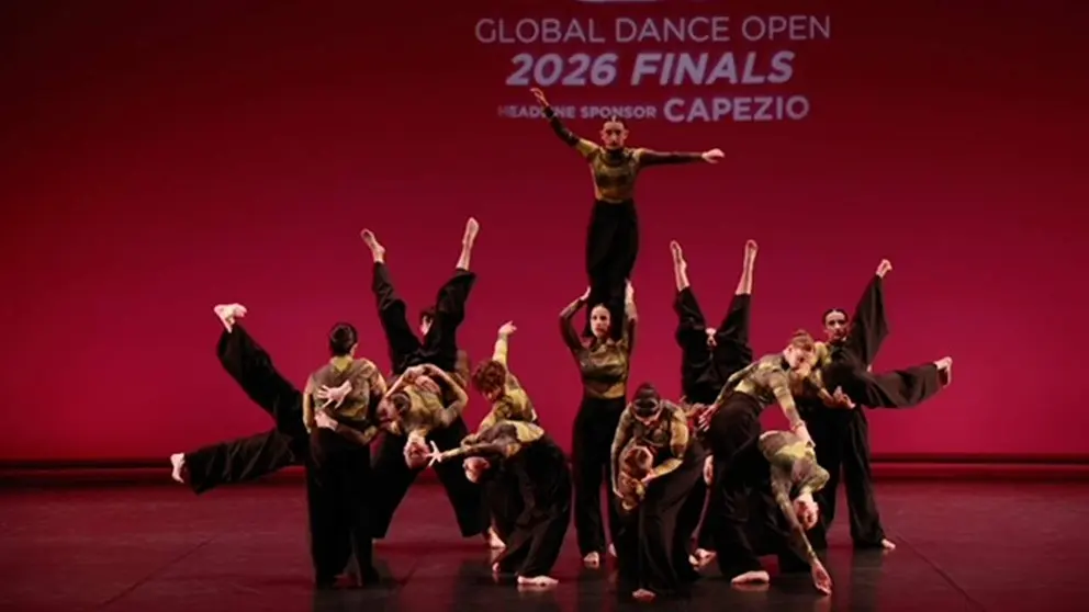 Momento de la actuaci&oacute;n de la escuela de danza. BELARTS