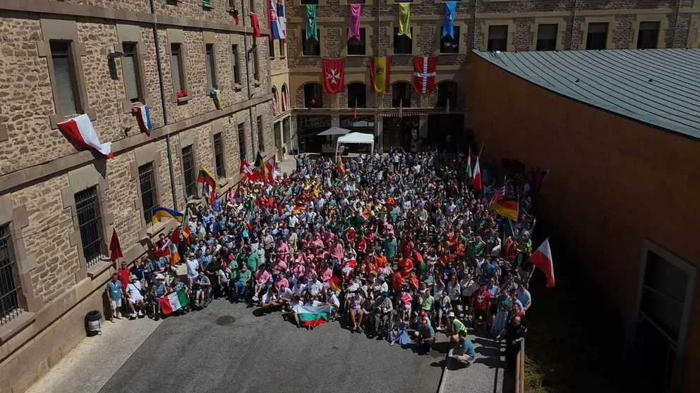 Im&aacute;genes de los j&oacute;venes voluntarios en Javier. CEDIDA