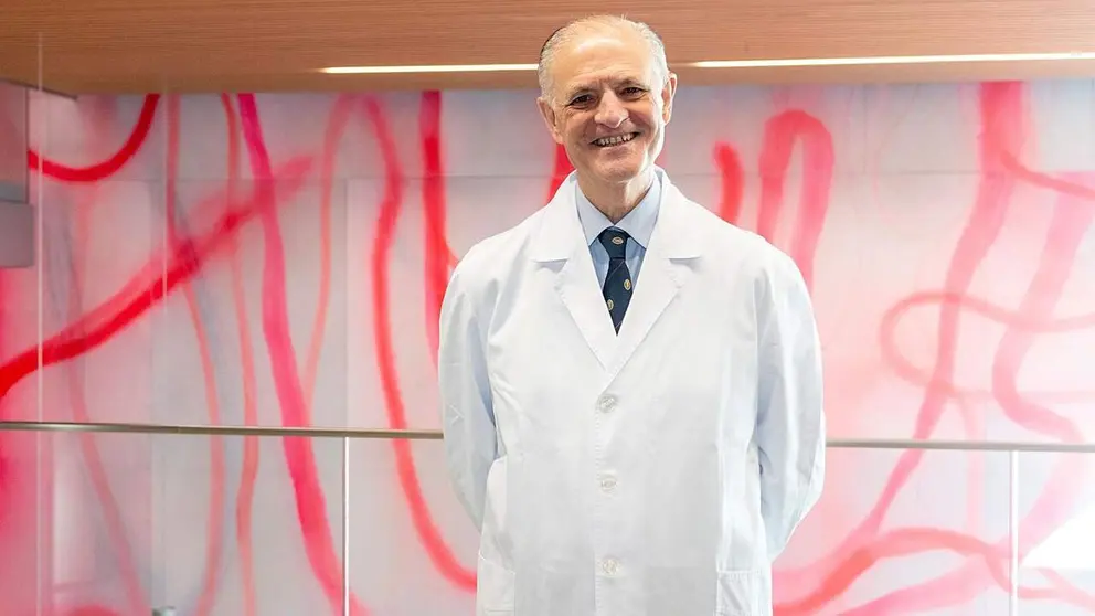 El Programa de Implantes Cocleares de la Cl&iacute;nica Universidad de Navarra que dirige el Dr. Manuel Manrique ha realizado m&aacute;s de 1.300 intervenciones. CL&Iacute;NICA UNIVERSIDAD DE NAVARRA