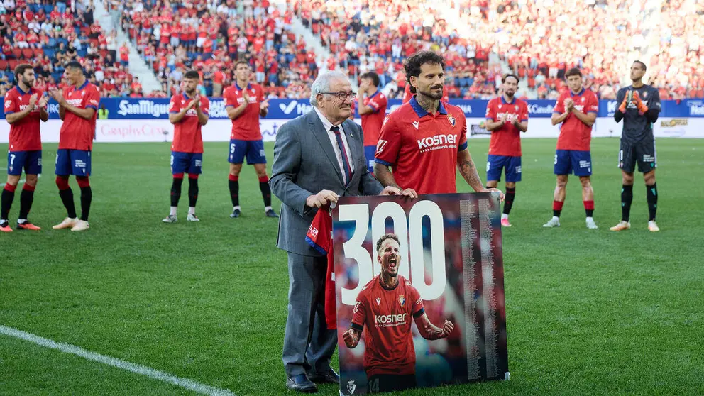 Rub&eacute;n Garc&iacute;a durante el partido de LaLiga EA Sports entre CA Osasuna y Getafe CF disputado en el estadio de El Sadar en Pamplona. I&Ntilde;IGO ALZUGARAY