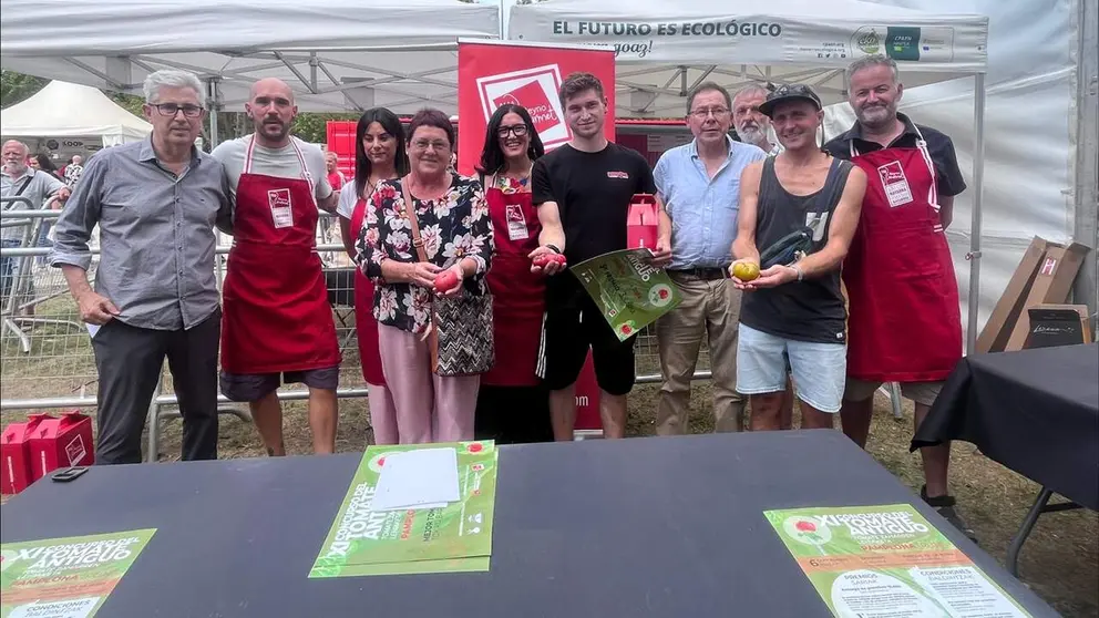 Premiados y miembros del jurado del concurso. CEDIDA