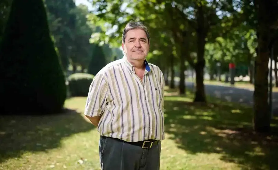 Sergio Sara Goy&eacute;n, nuevo doctor por la UPNA, fotografiado en el campus de Pamplona.