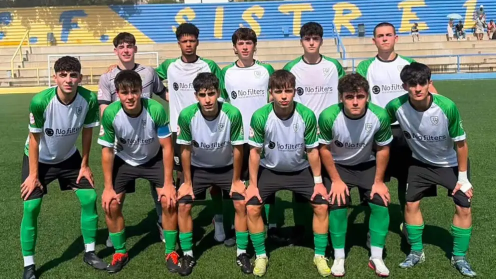 Equipo titular de Oberena en la divisi&oacute;n de honor de juveniles 2026-27. Facebook Oberena F&uacute;tbol.