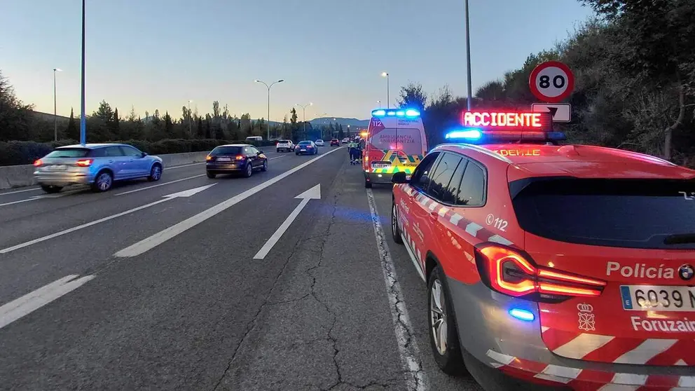 Imagen de las retenciones en la PA-30. POLIC&Iacute;A FORAL