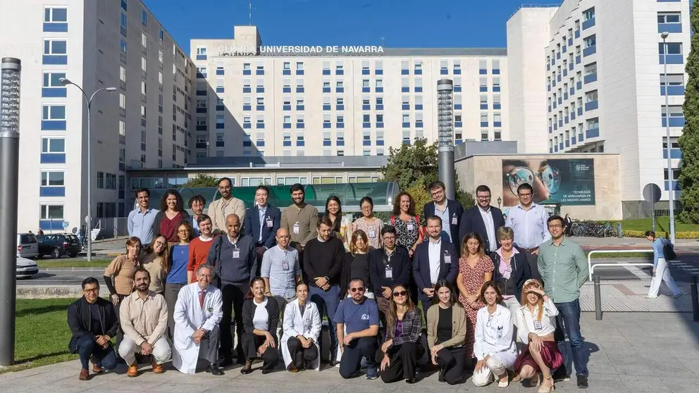 Asistentes al curso de mieloma m&uacute;ltiple acompa&ntilde;ados por especialistas del CCUN.&nbsp;CEDIDA