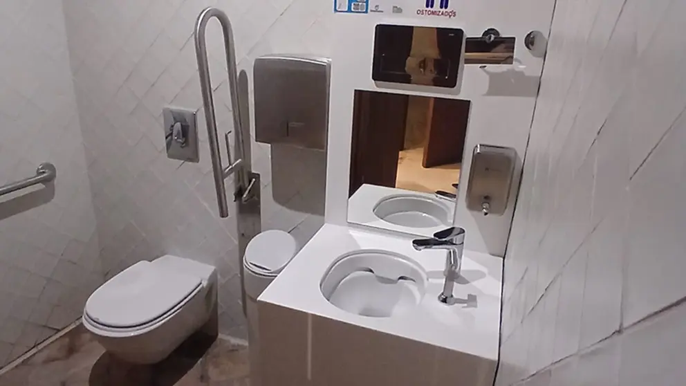 Ba&ntilde;o ostomizado en Pamplona. AYUNTAMIENTO DE PAMPLONA