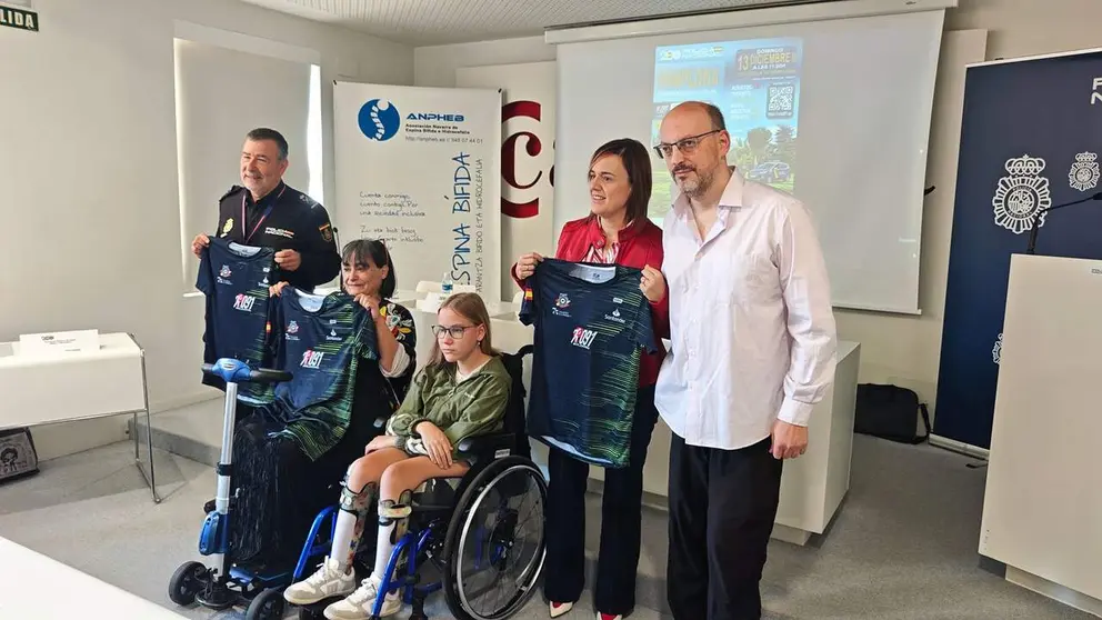 Presentaci&oacute;n de la carrera solidaria de la Polic&iacute;a Foral en Pamplona. CEDIDA