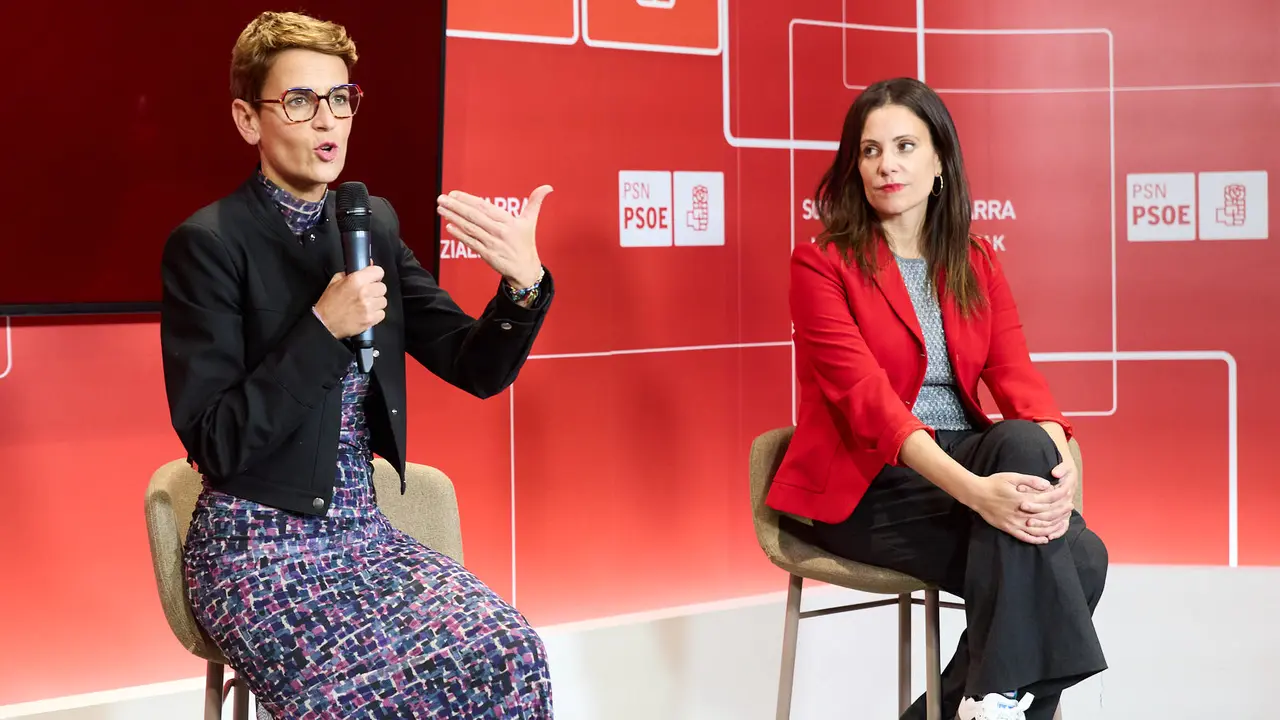 El PSN celebra un brindis de Navidad con la intervenci&oacute;n de la presidenta del Gobierno de Navarra y secretaria general, Mar&iacute;a Chivite, acompa&ntilde;ada por la secretaria general del PSN de Pamplona, Maite Esporr&iacute;n, y la portavoz municipal, Marina Curiel. I&Ntilde;IGO ALZUGARAY