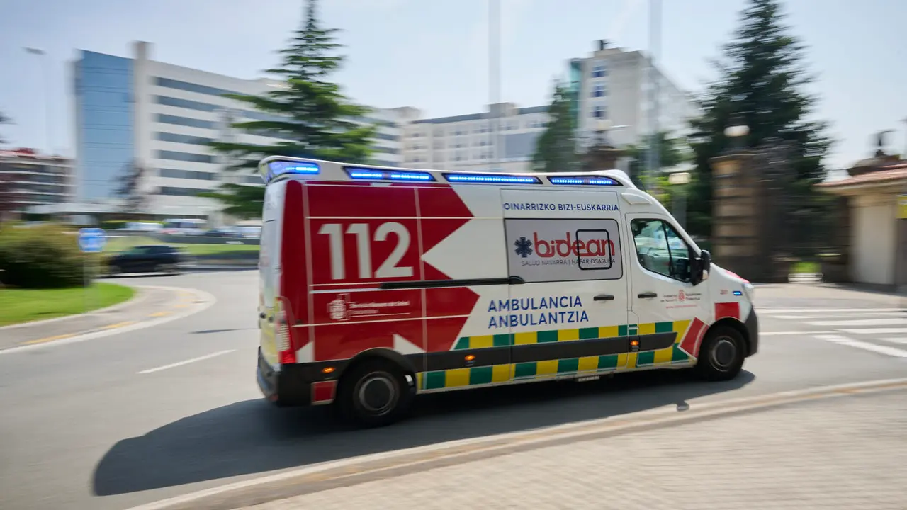 Ambulancia de la empresa pública Bidean. PABLO LASAOSA