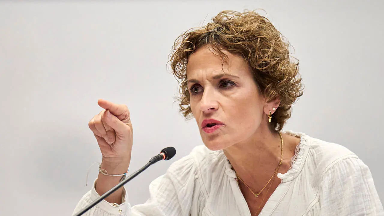 Comparecencia de Mar&iacute;a Chivite, presidenta del Ejecutivo foral durante la comisi&oacute;n de investigaci&oacute;n del Parlamento de Navarra sobre licitaci&oacute;n y adjudicaci&oacute;n de obras p&uacute;blicas del Gobierno de Navarra. PABLO LASAOSA