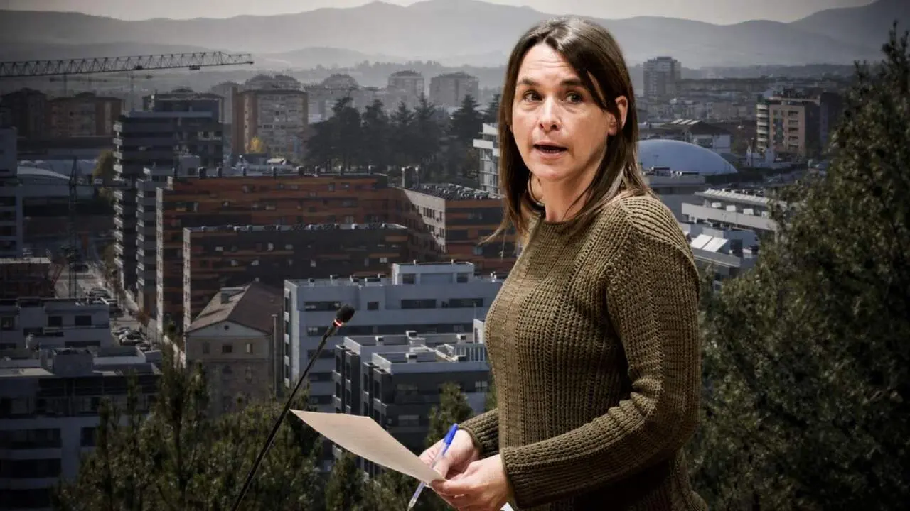 Fotomontaje con una imagen de la consejera de Vivienda, Bego&ntilde;a Alfaro, sobre unos bloques en construcci&oacute;n. NAVARRA.COM