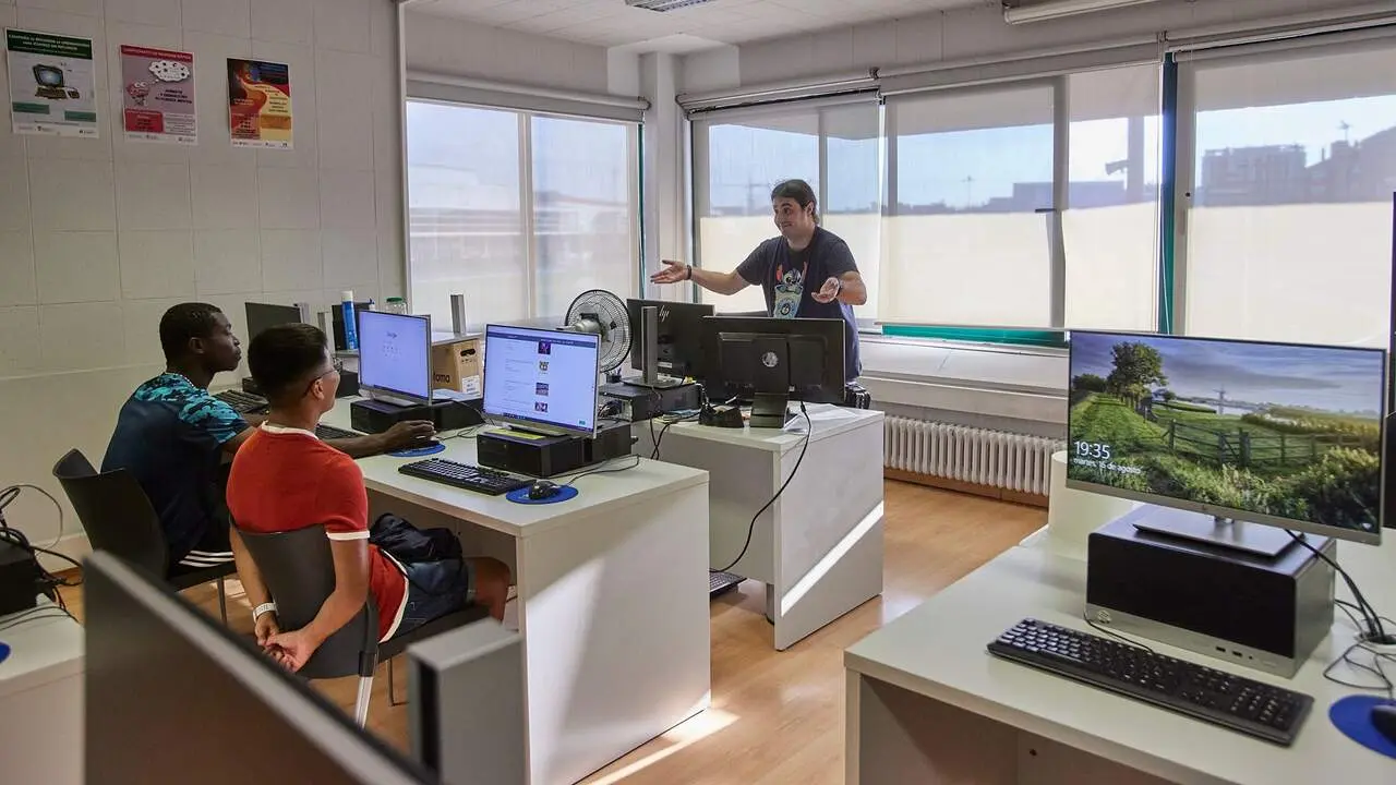 La ciberaula de la Casa de la Juventud de Pamplona. AYUNTAMIENTO DE PAMPLONA