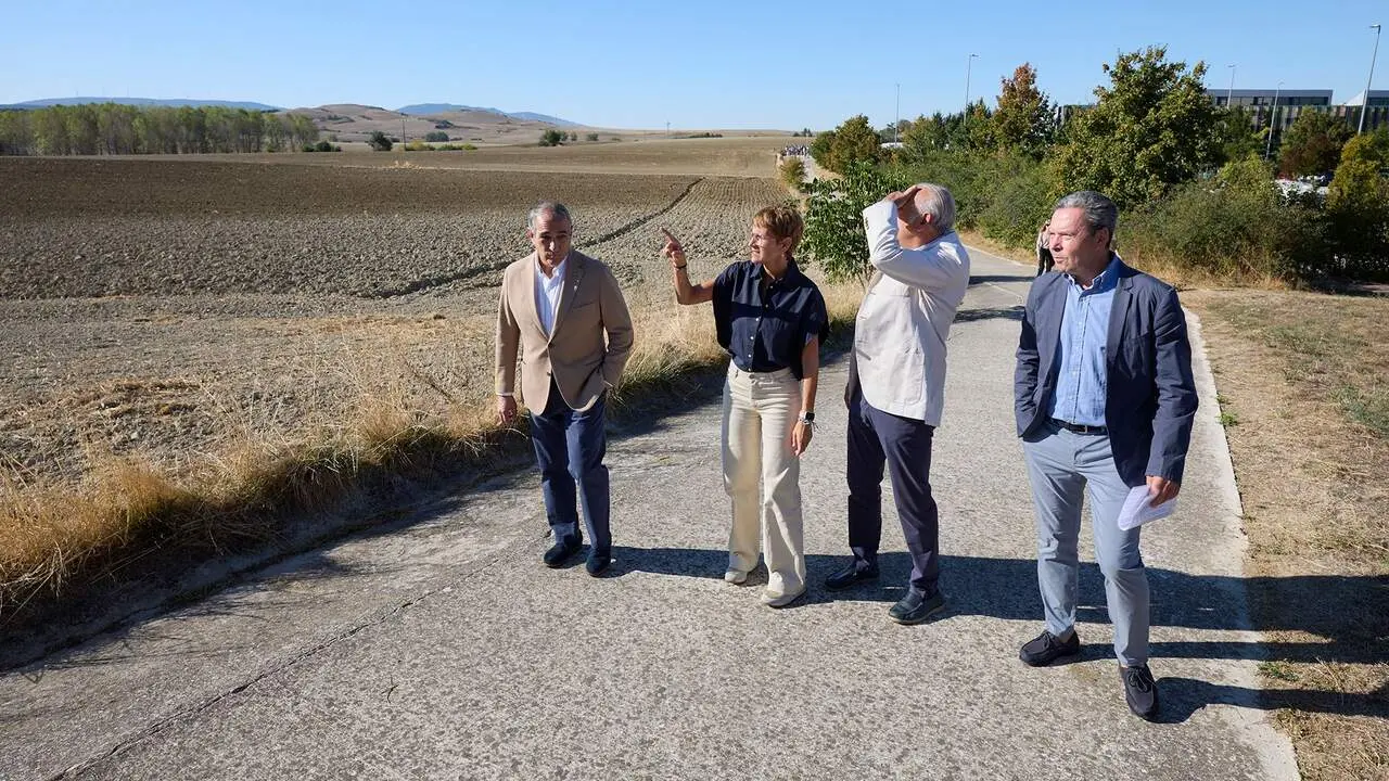 Visita de la presidenta de Navarra, Mar&iacute;a Chivite, a Sarriguren para anunciar los avances en el PSIS. GOBIERNO DE NAVARRA