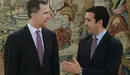 GRA019. MADRID, 28/01/2016.- El Rey ha recibido hoy en audiencia en el Palacio de la Zarzuela al diputado de UPN Íñigo Alli (d), en el marco de la segunda ronda de consultas para la designación de candidato a la Presidencia del Gobierno. EFE/Ballesteros ***POOL***
