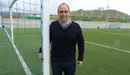 Luis Virto en el campo de fútbol de Ripagaina.