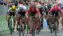 Esprint en la séptima etapa del Giro. Twitter Giro.