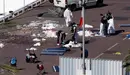 Equipo policial en el Paseo de los Ingleses de la ciudad costera de Niza tras el ataque terrorista. EFE