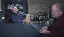 &#39;Ciencia en el bar&#39; con Javier Armentia (izq.) y Joaquín Sevilla. UPNA