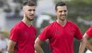 El capitán Miguel Flaño junto con Oier Sanjurjo en el entrenamiento de este miércoles en Tajonar